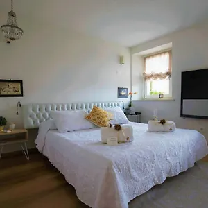 https://in-casa-verona.hotelinveneto.com
